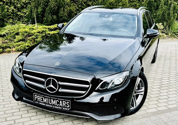 Mercedes-Benz Klasa E cena 126900 przebieg: 109112, rok produkcji 2019 z Piastów małe 781